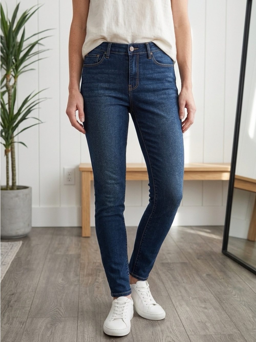 NWT ✨🏷️ curve appeal Mid-Rise Skinny Jeans